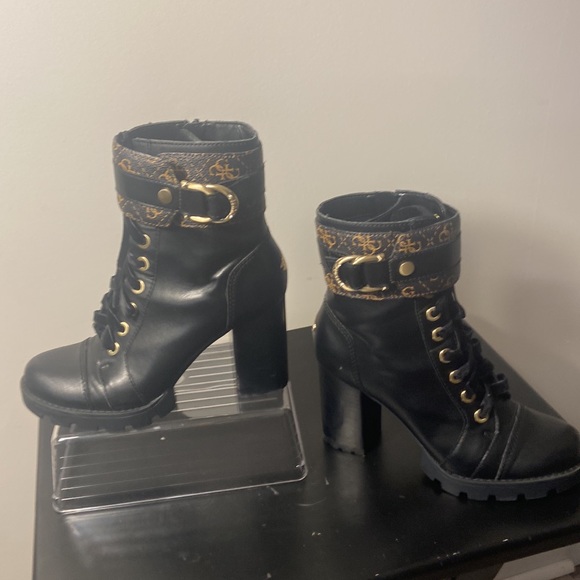 Guess Gomez Ankles Boots - Picture 2 of 14